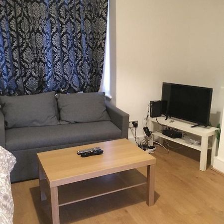 North London Studio Apartment Extérieur photo